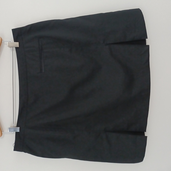 ✨3/$25✨Izod XFG Black Golf Skort - 12 - Picture 2 of 10